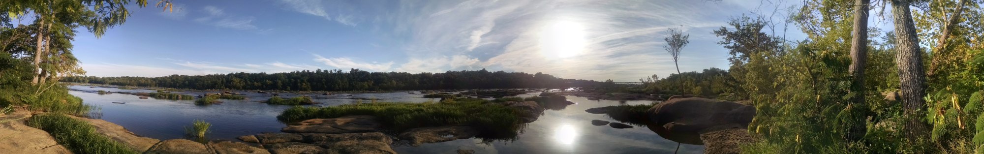 Mega James River Panorama.jpg
